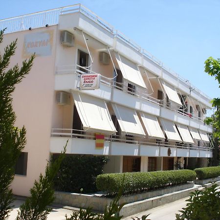 Kochili Apartments Неос-Пиргос Экстерьер фото