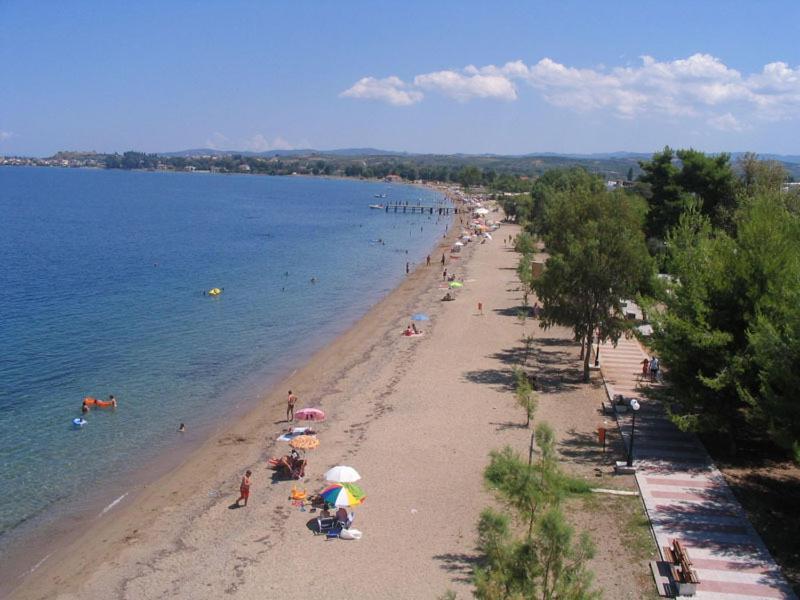 Kochili Apartments Неос-Пиргос Экстерьер фото