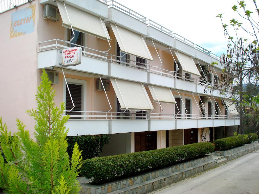 Kochili Apartments Неос-Пиргос Экстерьер фото